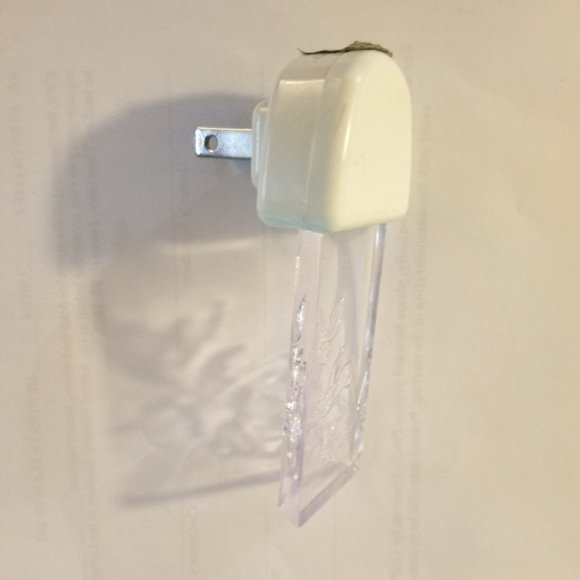 Rose etched plastic night light wall outlet plug-in - Picture 2 of 3